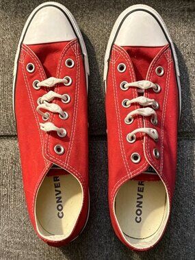 UNISEX Size 8 - M, 10 - W Converse Chuck Taylor All Star Ox Red EUC